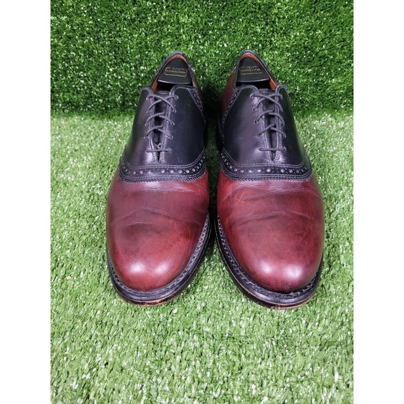 Men's Two-Tone Leather Dress Shoes - Picture 2 of 14